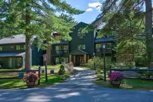 featured image of 8 River Run Dr #G