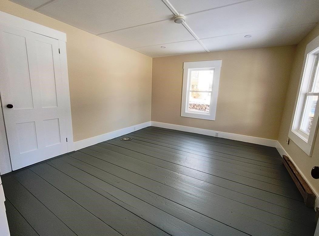 399 Main St - Photo 4 of 29
