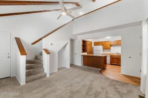 featured image of 1465 E Peckham Ln #6