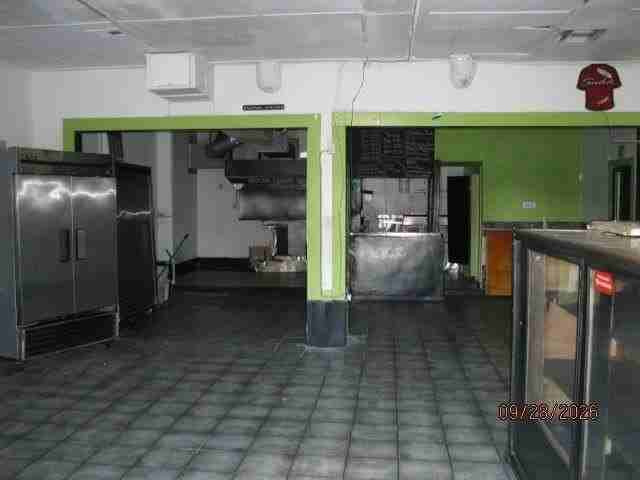 1132 Romain St - Photo 3 of 13