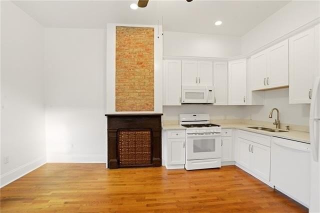 3030 Royal St #B - Photo 5 of 23