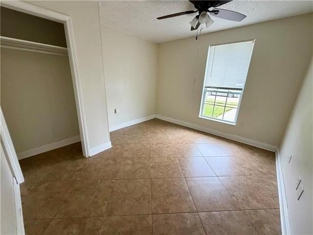 2612 Taffy Dr - Photo 4 of 14