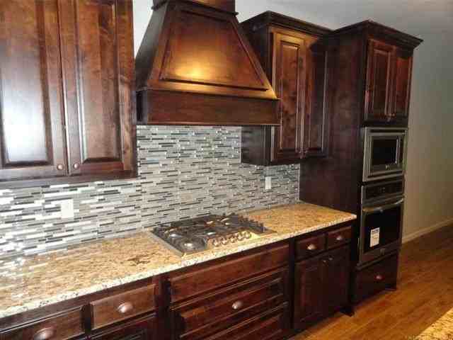 2521 N 16th St - Photo 3 of 17