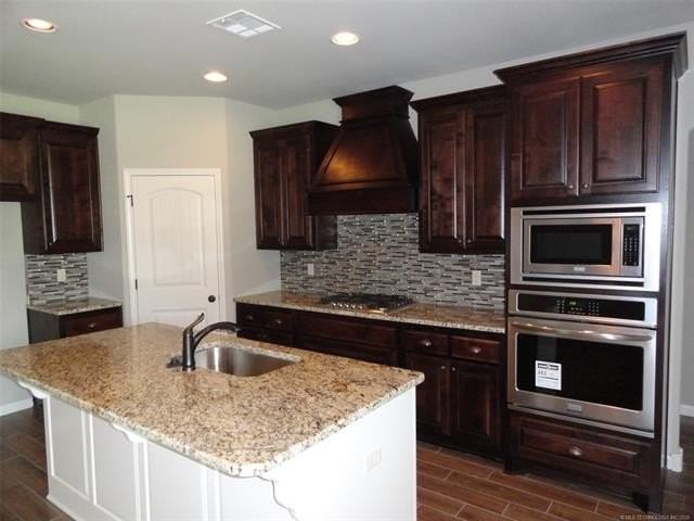2521 N 16th St - Photo 5 of 17