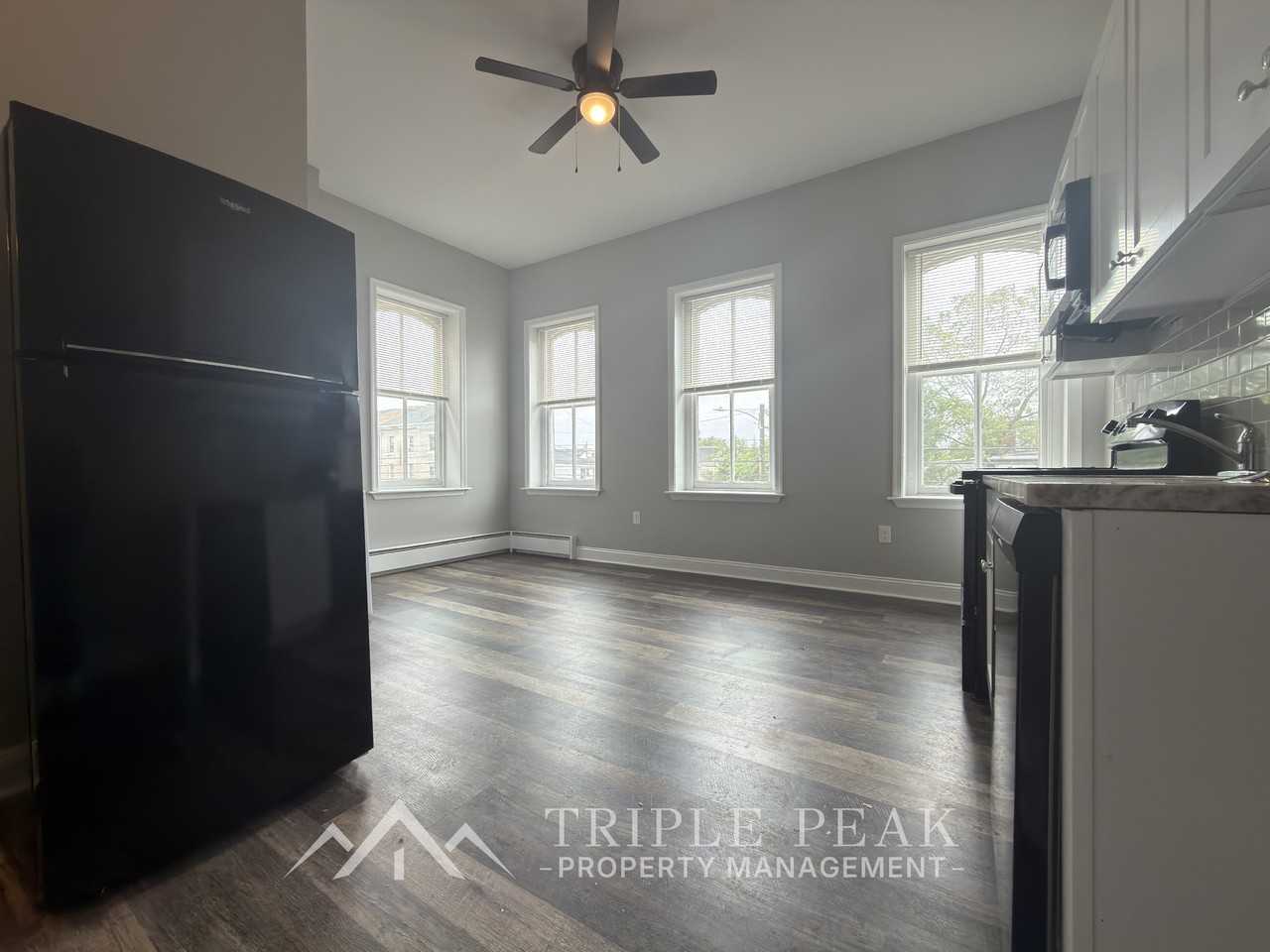 5 E Elm St, Norristown, PA - LPP - Photo 2 of 13