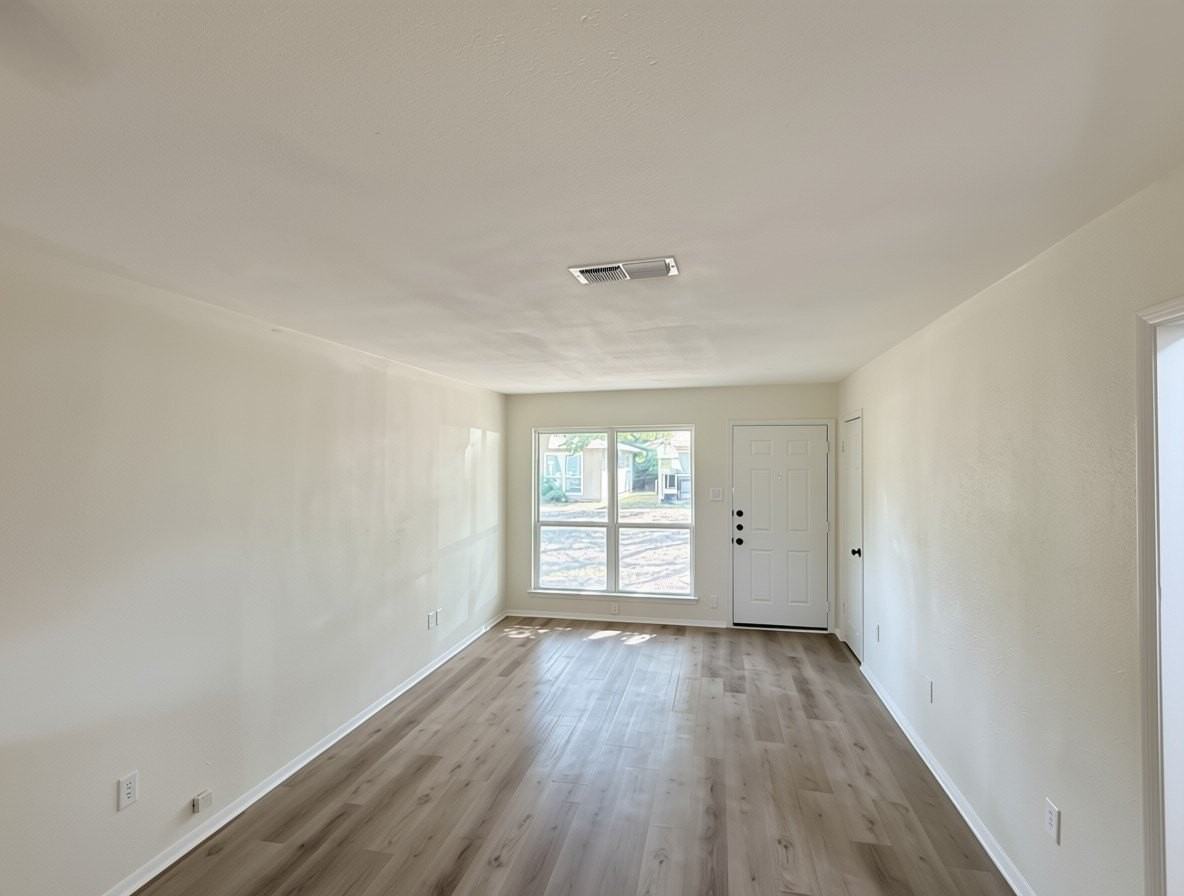 102 George Hopper Rd - Photo 3 of 18