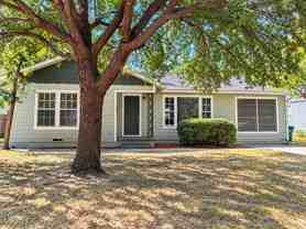 1017 Denton St - Photo 1 of 1
