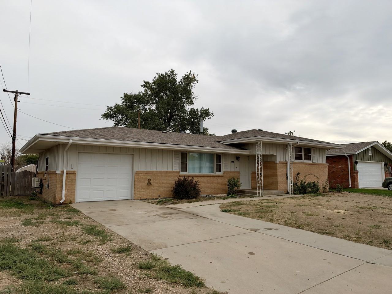 100 S 5th St #1