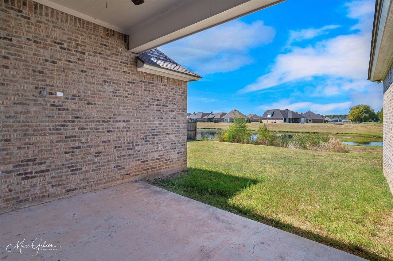 319 Newport Ln - Photo 5 of 5