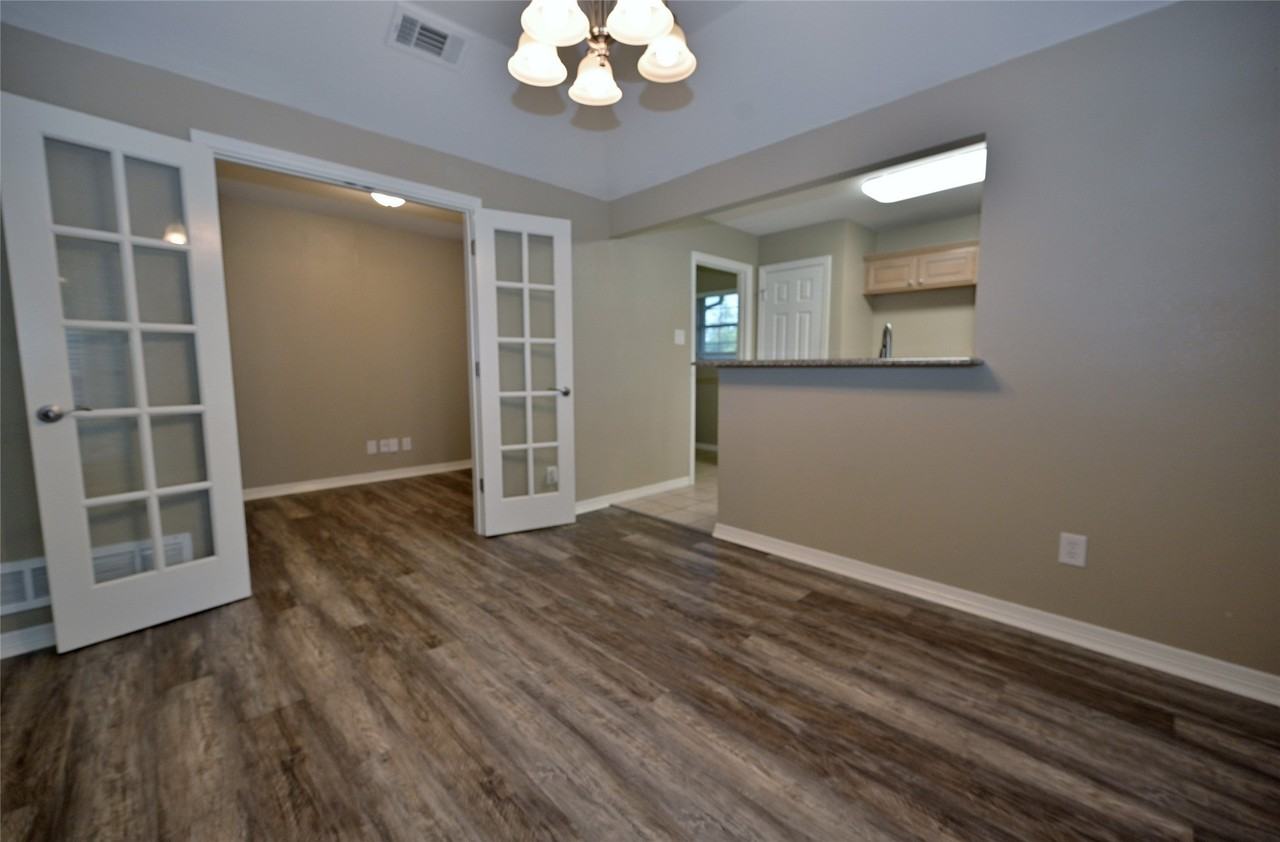211 Barbara Way - Photo 6 of 40