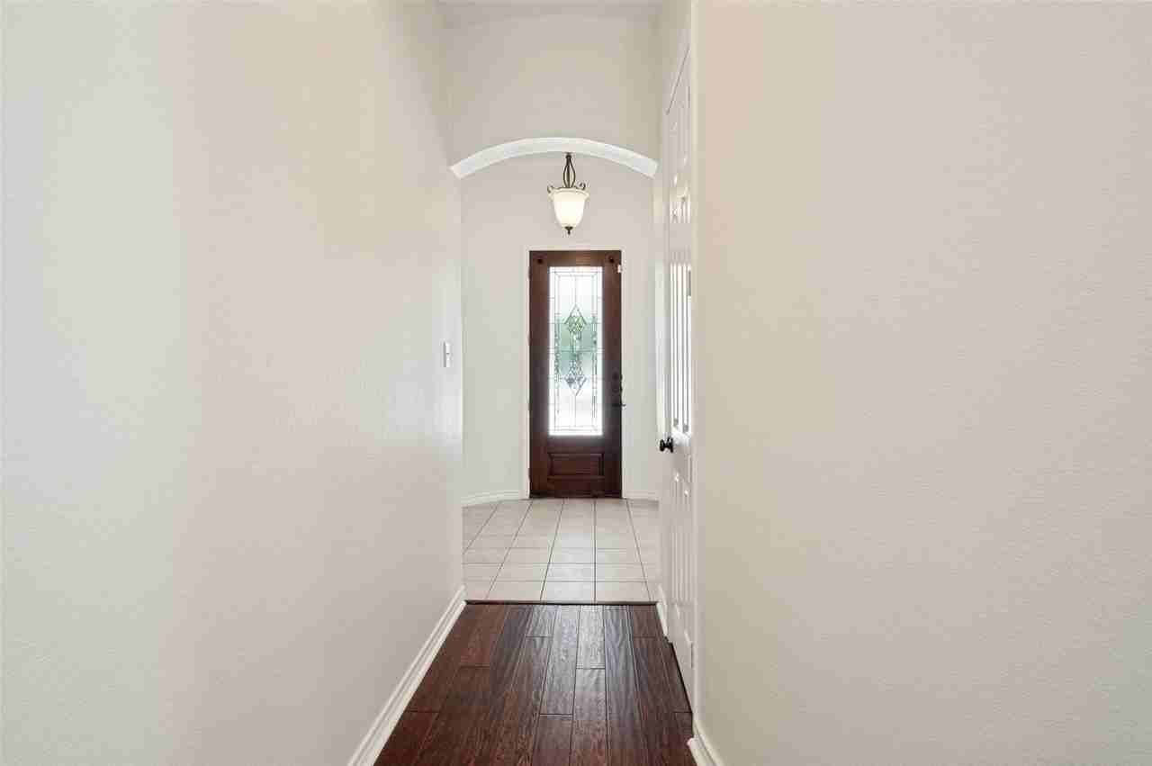 3132 Somerset Ln - Photo 4 of 26