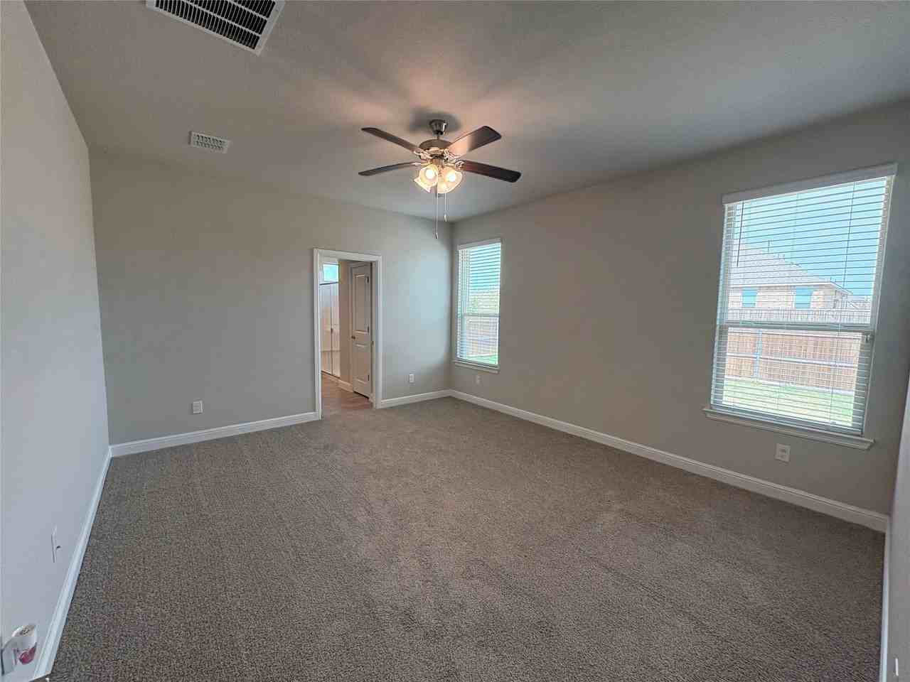 5291 Crystal Lake Ave - Photo 6 of 13