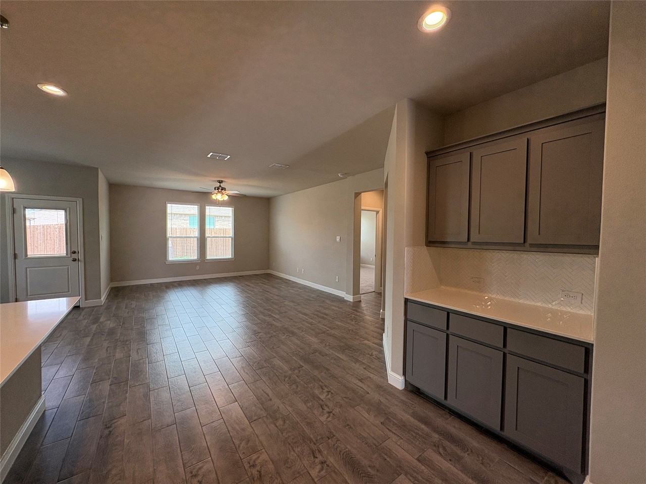 5267 Mountain View Dr - Photo 2 of 14