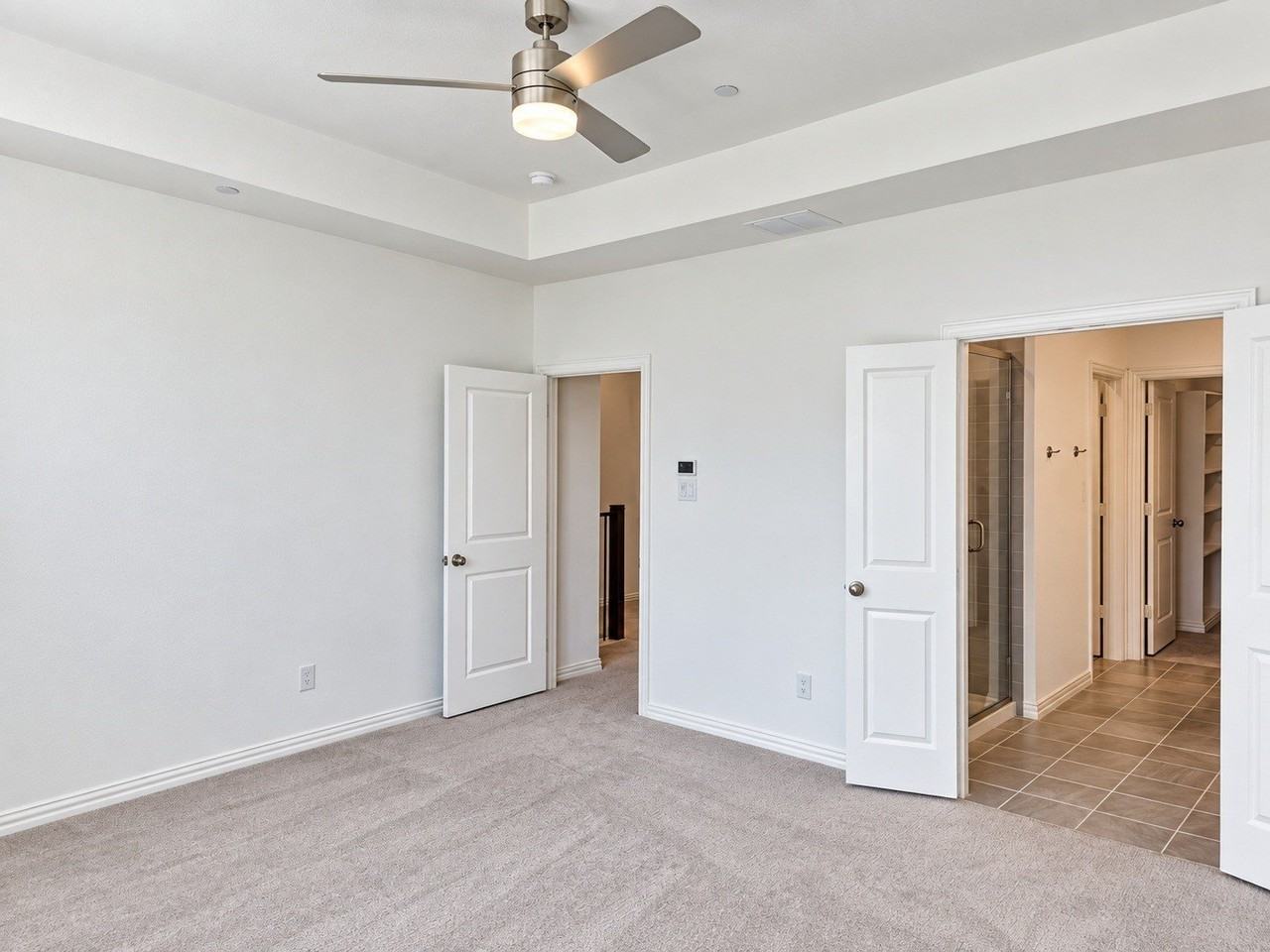 1026 Stockton Dr - Photo 5 of 10