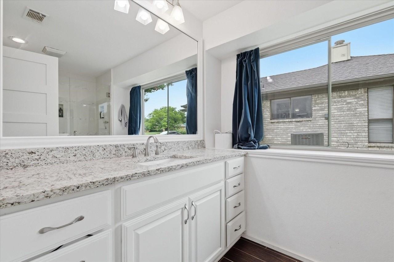 1614 Sunswept Ter - Photo 7 of 14