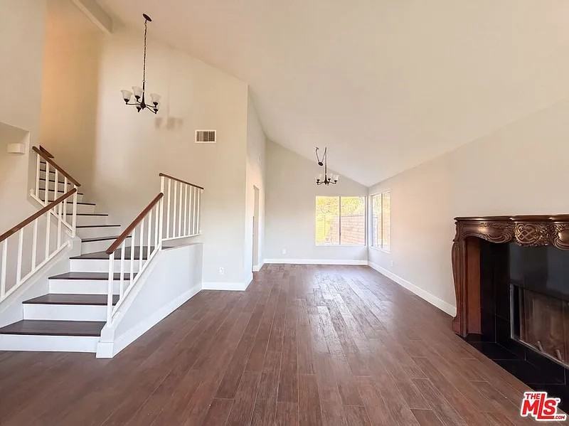 20021 Kent Lane - Photo 4 of 8
