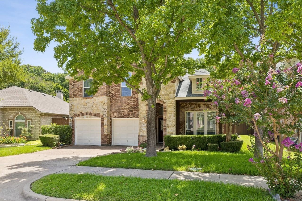 708 Brookwater Dr - Photo 4 of 40