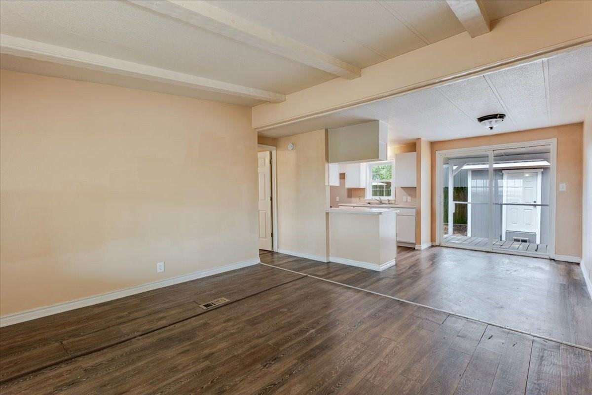 209 Wicker Hill Rd - Photo 3 of 21