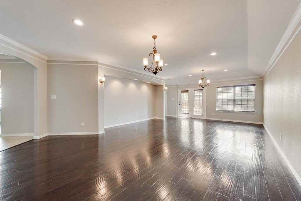 5846 Pinebrook Dr - Photo 6 of 23