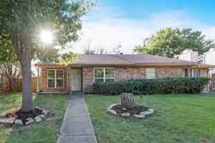 2445 Red River St - Photo 1 of 1
