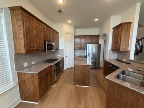 1626 Mammoth Dr - Photo 5 of 30