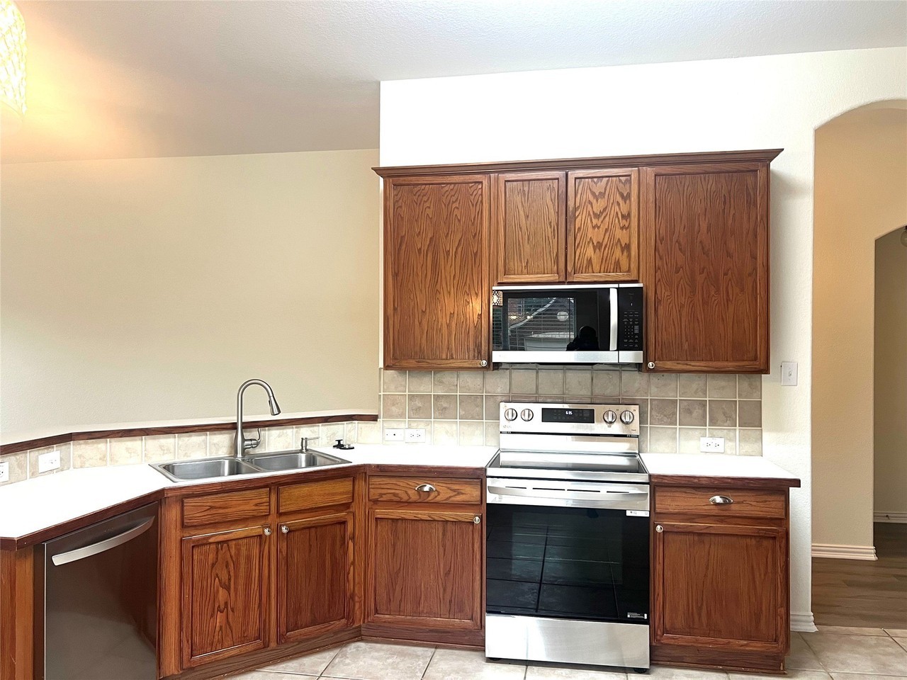 2701 Evening Mist Dr - Photo 6 of 17