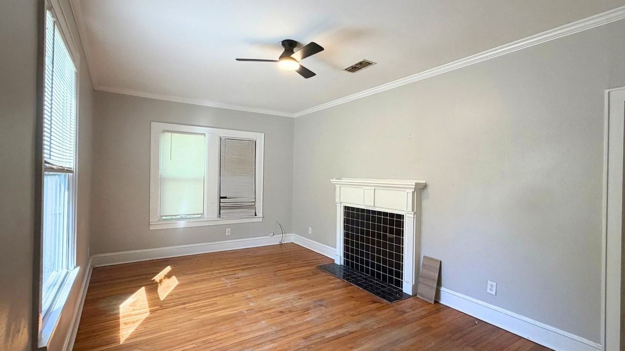 264 Wichita St - Photo 3 of 9