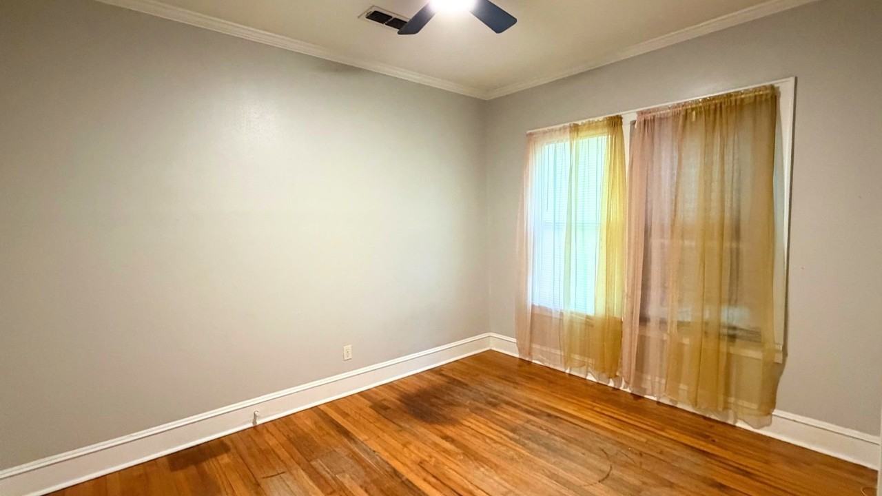 264 Wichita St - Photo 7 of 9