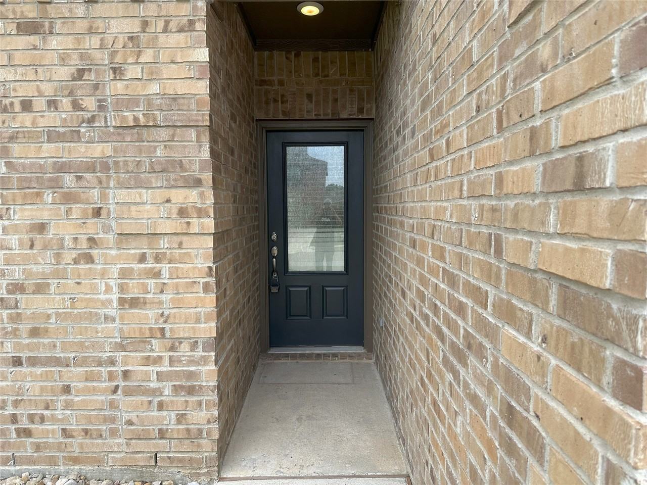 236 Elam Dr - Photo 4 of 28