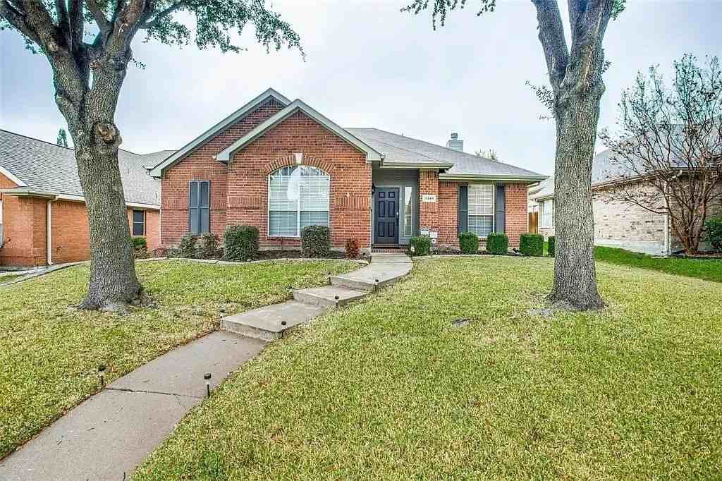 11348 Lockshire Dr - Photo 3 of 25