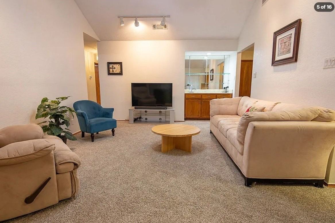 3622 Swafford St - Photo 4 of 16