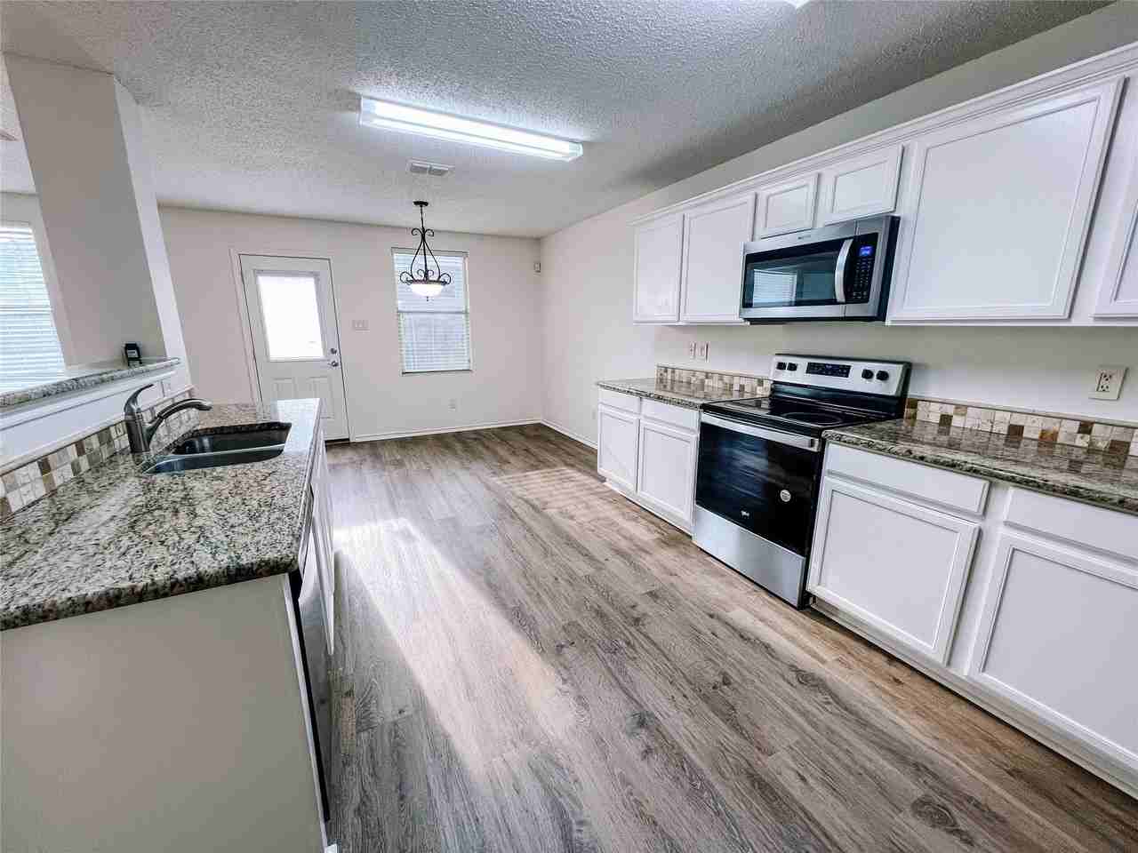 1329 Scenic Hills Dr - Photo 5 of 26