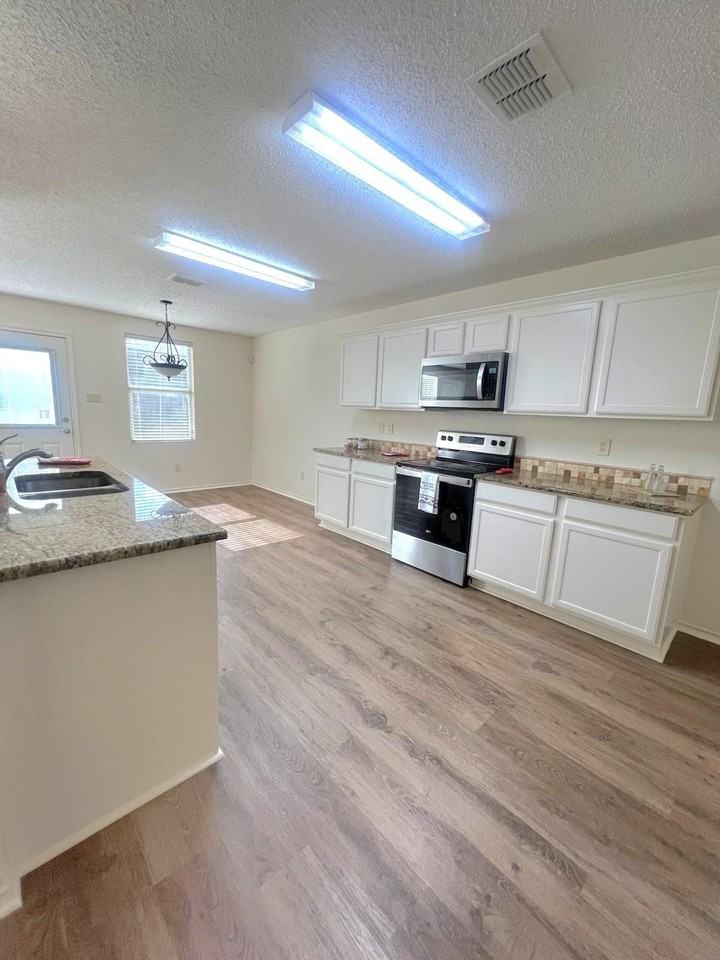 1329 Scenic Hills Dr - Photo 6 of 26