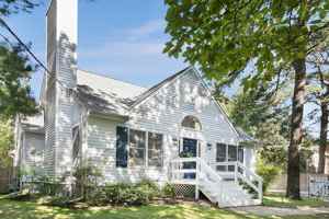 featured image of 18 Whooping Hollow Rd