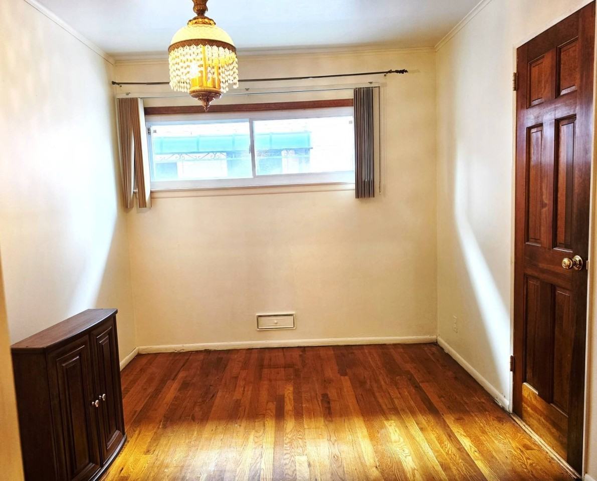 16615 16th Ave - Photo 6 of 18