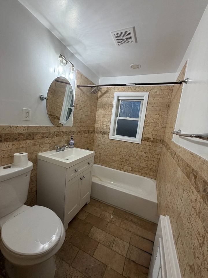 295 49th St #1 - Photo 5 of 9