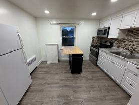 295 49th St #2 - Photo 1 of 1