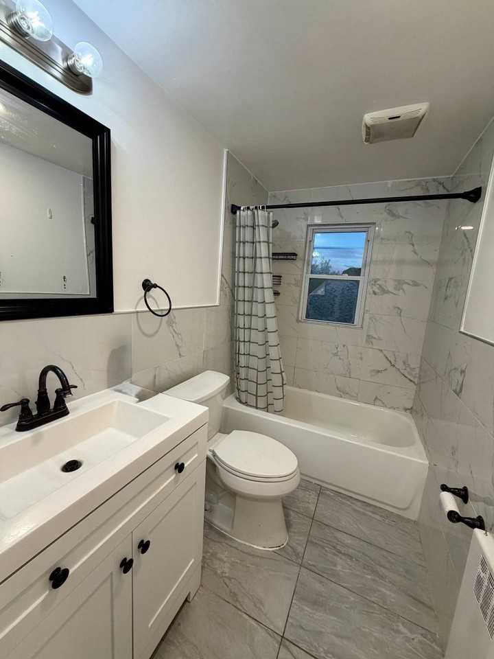 295 49th St #2 - Photo 5 of 5