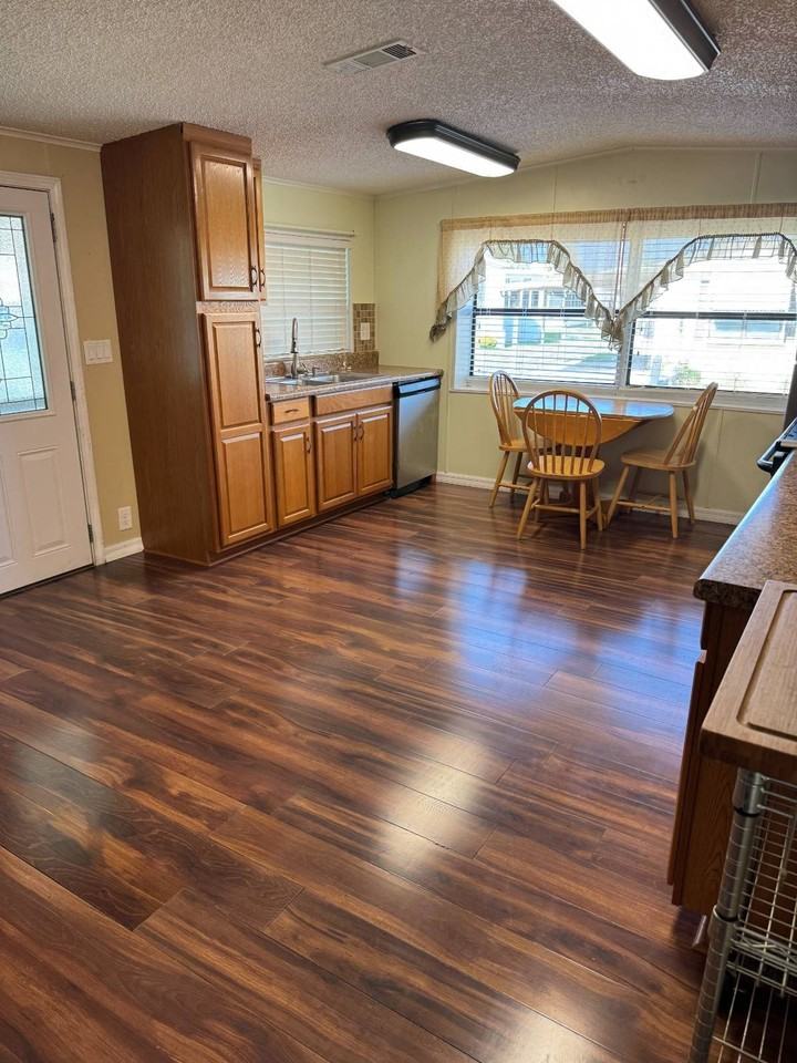 157 Mockingbird Hl - Photo 3 of 50