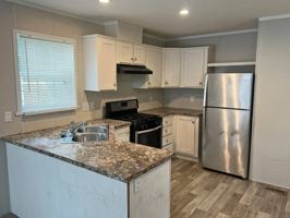 featured image of 600 W 9th St Trlr D #600D9