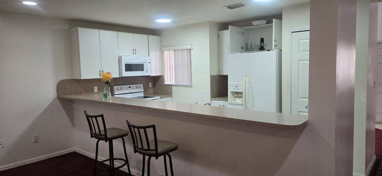 22911 Sw 88th Pl #5 - Photo 2 of 2