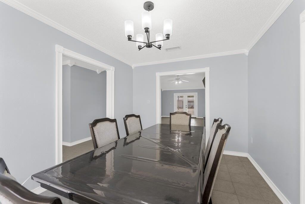 3514 N Vega Ave - Photo 5 of 27