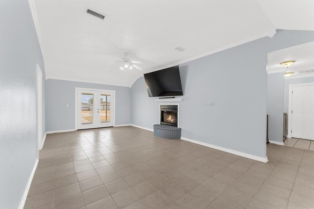 3514 N Vega Ave - Photo 6 of 27