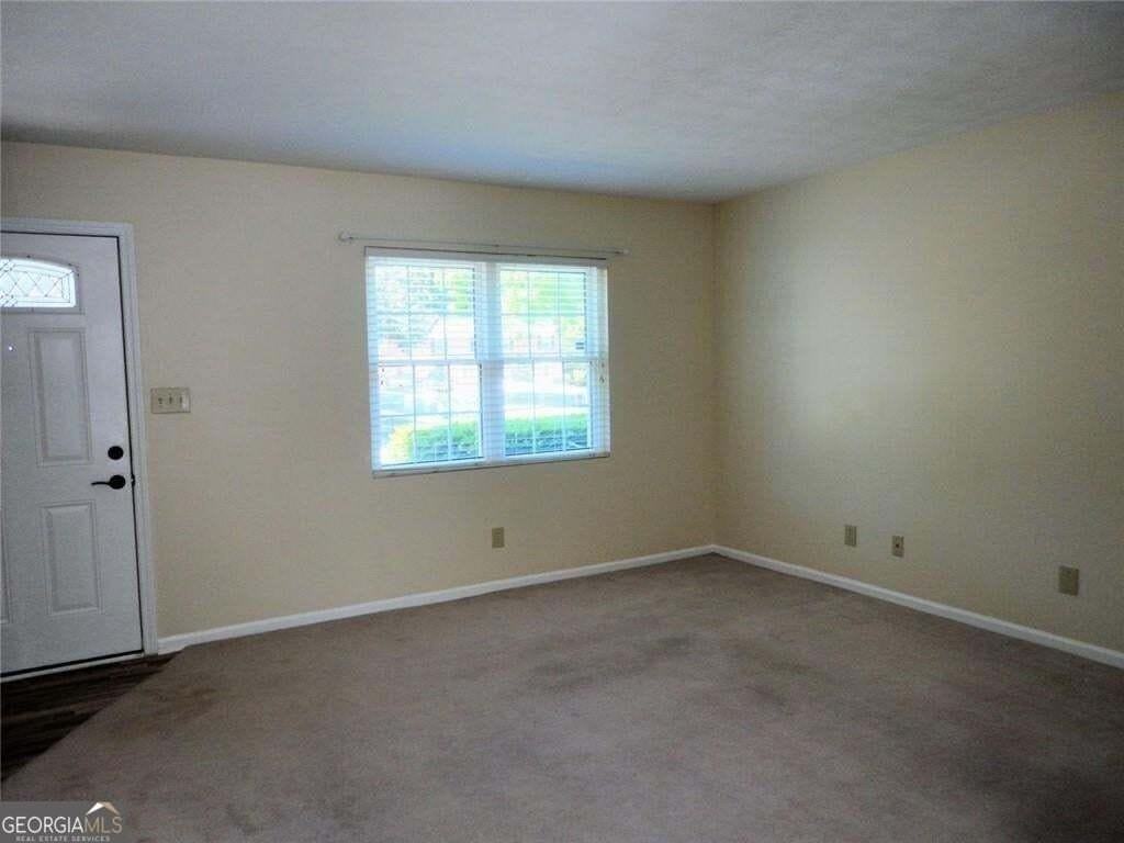 403 Northdale Ct - Photo 2 of 14
