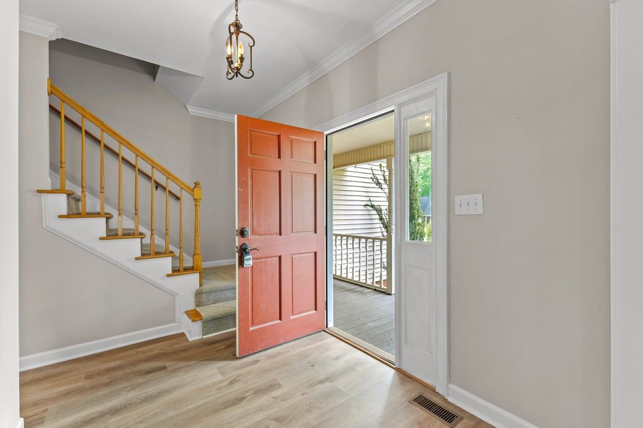 63 Audubon Pl - Photo 2 of 48