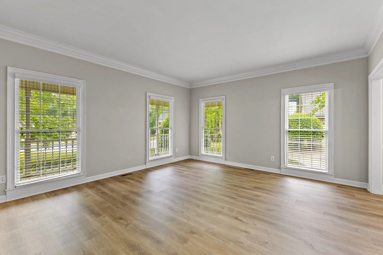 63 Audubon Pl - Photo 6 of 48
