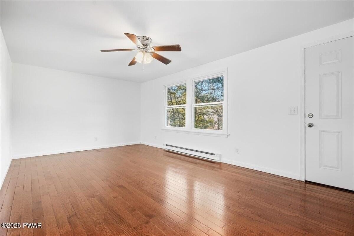 1120 Knollwood Dr - Photo 5 of 35
