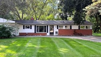 32305 Shrewsbury St - Photo 1 of 1