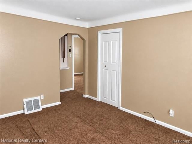 21466 Blackmar Ave - Photo 2 of 10