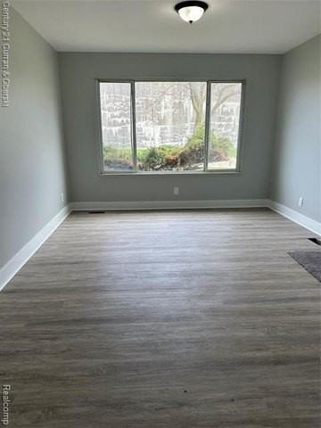 1109 Montie Rd - Photo 2 of 11